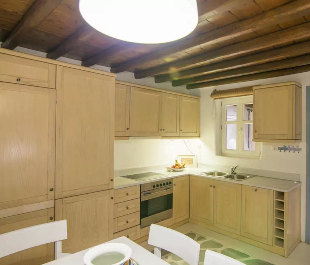 Villa Pleiades Орнос Екстериор снимка